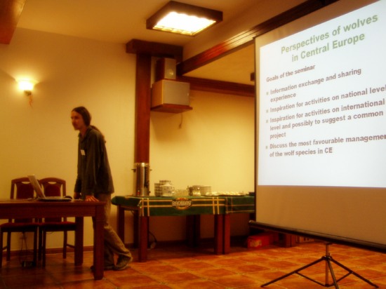 Miroslav Kutal (Hnutí DUHA) zahajuje konferenci Miroslav Kutal (Hnutí DUHA) zahajuje konferenci