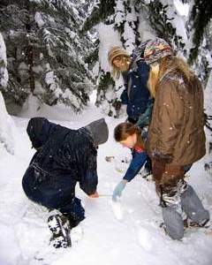 skupinka nad stopama skupinka nad stopama