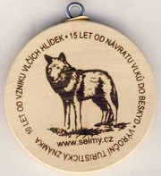 Výroční turistická známka s vlkem. 10 let od vzniku vlčích hlídek. 15 let od návratu vlků do Beskyd.